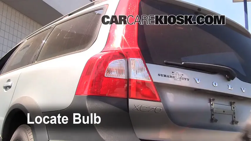 2008 Volvo XC70 3.2 3.2L 6 Cyl. Éclairage Feu clignotant arrière (remplacer l'ampoule)